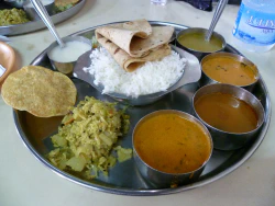 erstes Thali